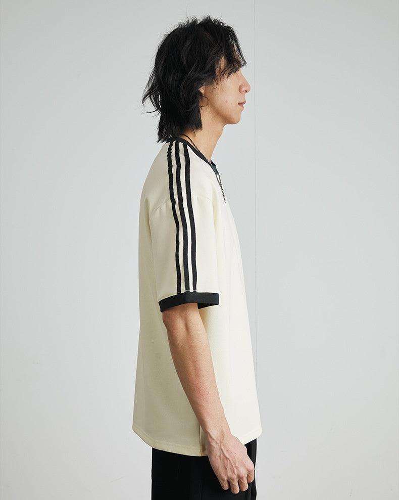 Men’s Contrast Trim T-Shirt – Streetwear Loose Fit Tee in Black & White