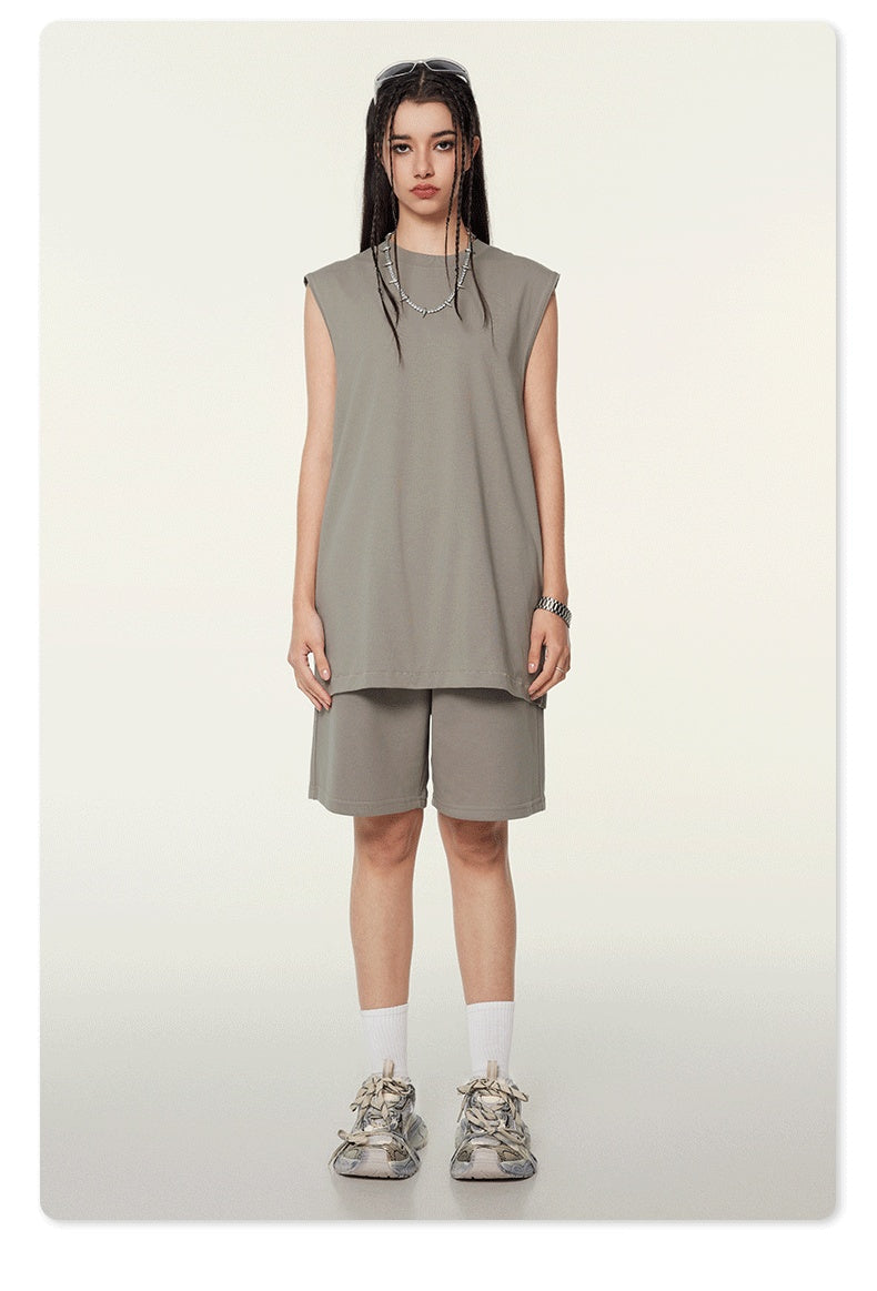 unisex tank top, oversized sleeveless tank, gender-neutral muscle tank, drop shoulder workout tank, relaxed fit gym tank, breathable oversized streetwear tank, minimalist fashion tank, trendy sleeveless oversized top