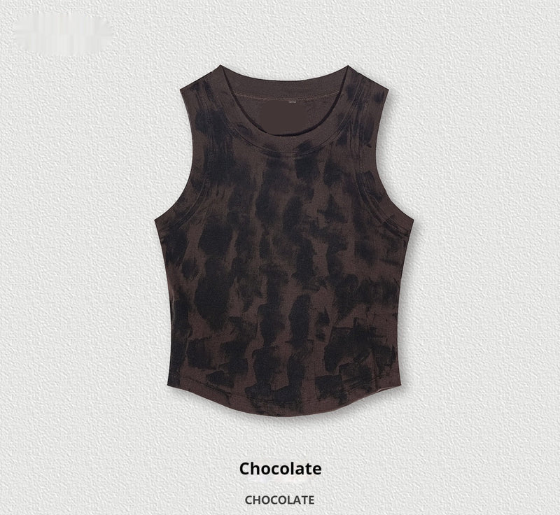 Tie-dye crop top
Sleeveless streetwear top
Edgy casual tank top
Grunge aesthetic top
Women's urban fashion
Trendy summer crop top
