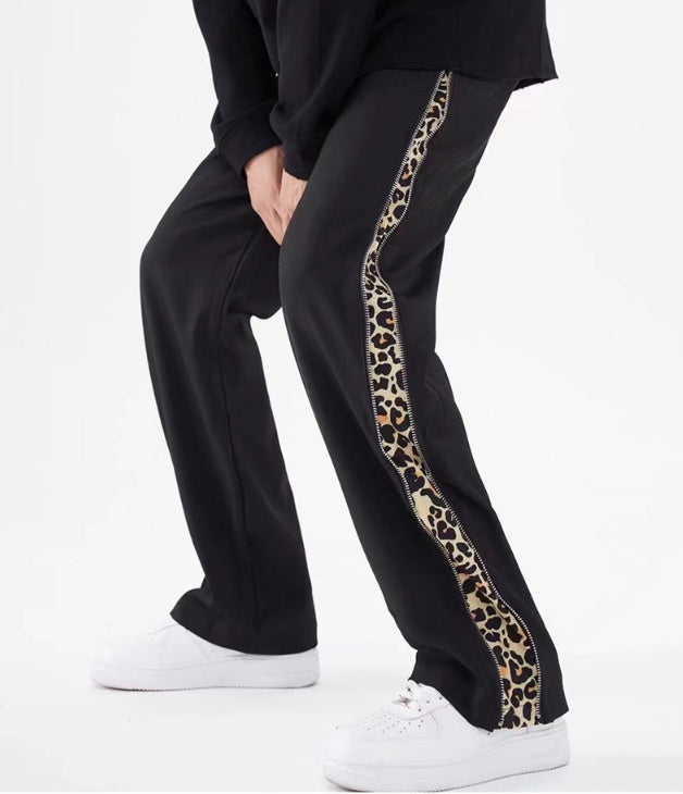 Men's black joggers
Leopard print pants for men
Trendy sweatpants
Men’s streetwear joggers
Hip-hop fashion pants
Stylish track pants