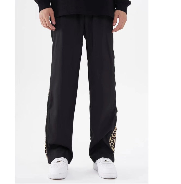 Men's black joggers
Leopard print pants for men
Trendy sweatpants
Men’s streetwear joggers
Hip-hop fashion pants
Stylish track pants