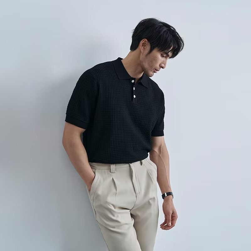 Old Money Knit Polo
White Knit Polo Shirt
Vintage Textured Polo
Classic Men's Polo Shirt
Luxury Minimalist Fashion
Preppy Summer Polo
Smart Casual Knitwear
