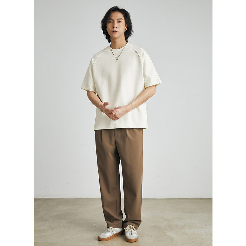Embroidered oversized t-shirt
Men’s streetwear t-shirt
Casual fashion tee
Minimalist embroidered tee
Relaxed fit cotton t-shirt
