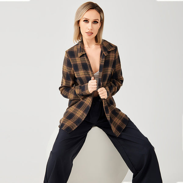 Women's plaid flannel shirt
Oversized flannel shirt for women
Long sleeve button-up shirt
Casual plaid shirt for layering
Soft and breathable flannel