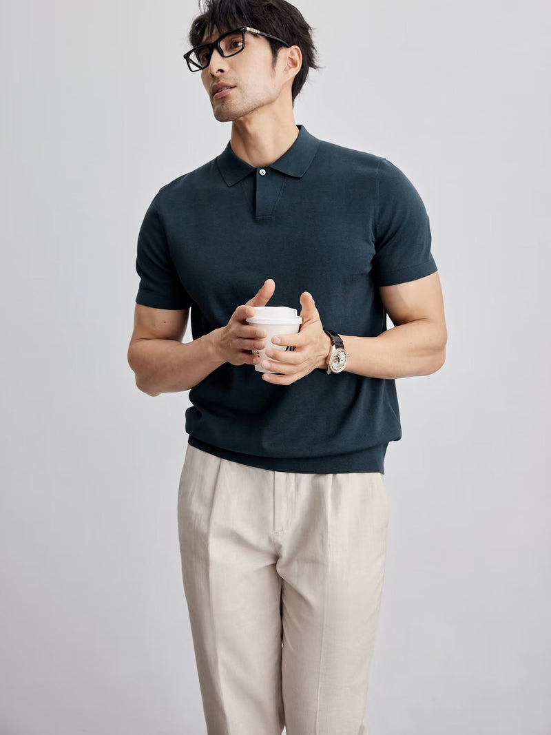 Men's knit polo shirt
Classic short-sleeve polo
Soft knit polo for men
Business casual polo
Elegant men's polo shirt
Smart casual knitwear