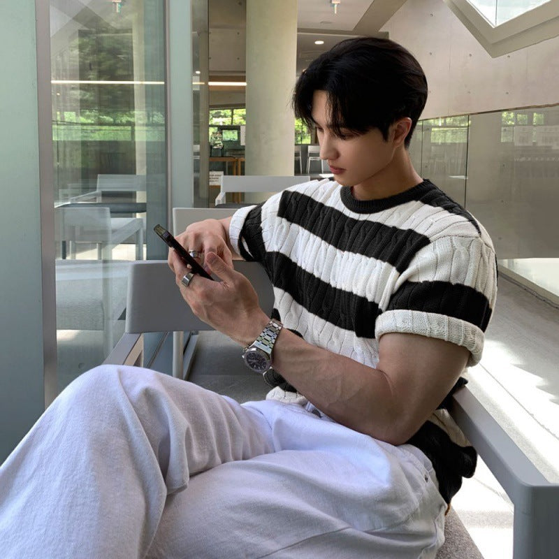 Men’s knit T-shirt
Ribbed short-sleeve T-shirt
Slim fit summer tee
Casual breathable T-shirt
Stylish men’s fashion top