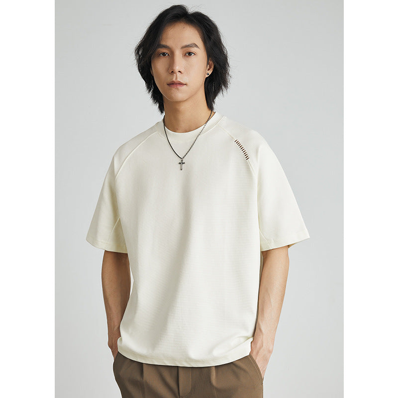 Embroidered oversized t-shirt
Men’s streetwear t-shirt
Casual fashion tee
Minimalist embroidered tee
Relaxed fit cotton t-shirt