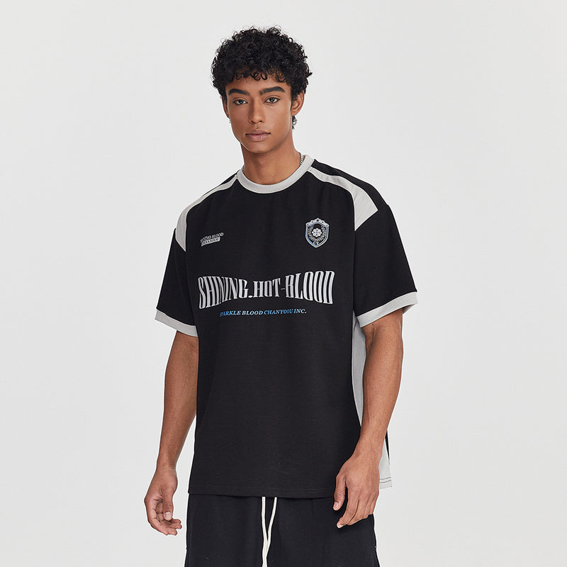 Men's athletic streetwear T-shirt
Oversized sporty graphic tee
Casual urban sports T-shirt
Trendy hip-hop T-shirt for men
Breathable cotton athletic tee