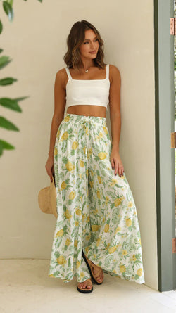 comfortable trousers
flowy pants
casual pants
summer pants
relaxed pants
elastic waist pants
drawstring wide leg palazzo pants
high waisted palazzo pants
wide leg lounge pants
comfortable wide leg trousers
flowy palazzo pants
casual wide leg pants